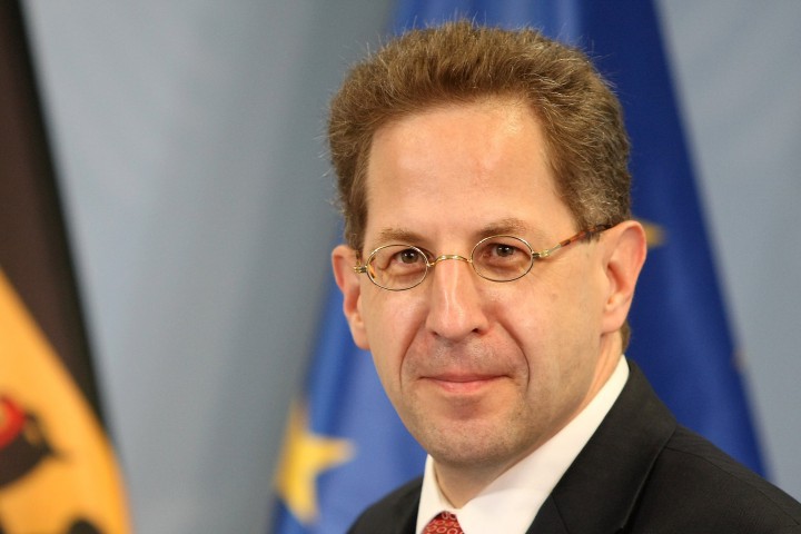 Източници от силите за сигурност казаха че сред 720 души