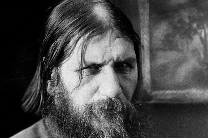 Образът на скандалния руски монах мистик и доверено лице на