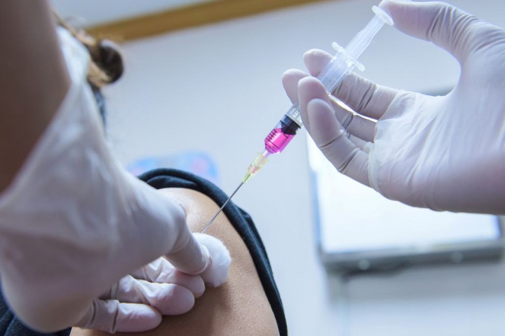 За да може терапията да е ефикасна те създали ваксина