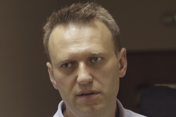 Алексей Навални призова привържениците си въпреки забраната да излязат в