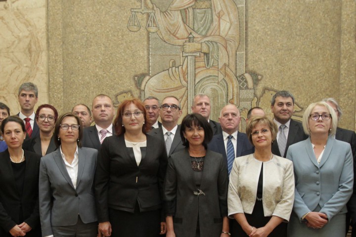 Новите 22 съдебни кадровици 11 избрани от прокурори и съдии