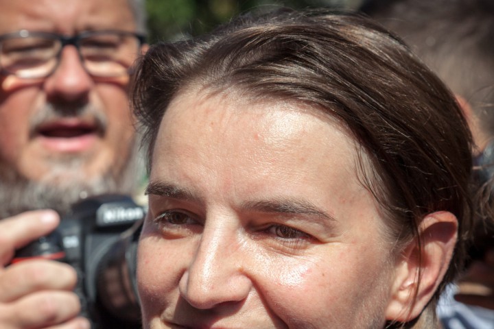 Премиерът на Сърбия Ана Бърнабич заяви че президентът Александър Вучич