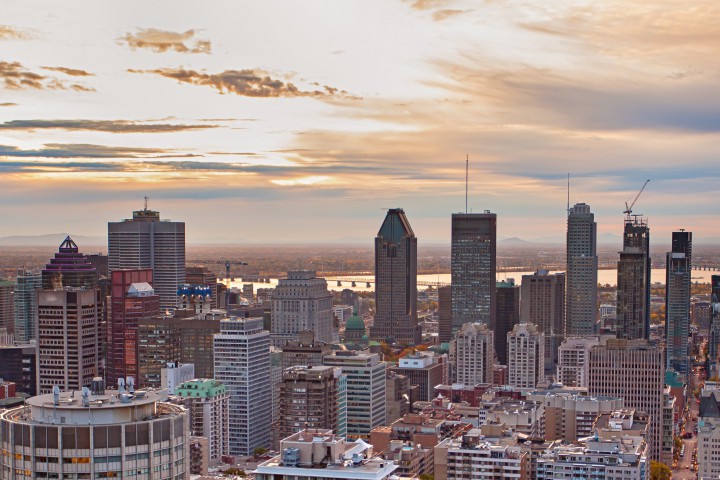 В Квебек това стана след идването на власт на сепаратистите