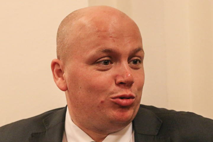 Вчера управляващите няколко пъти удължаваха пленарното заседание с мотива да