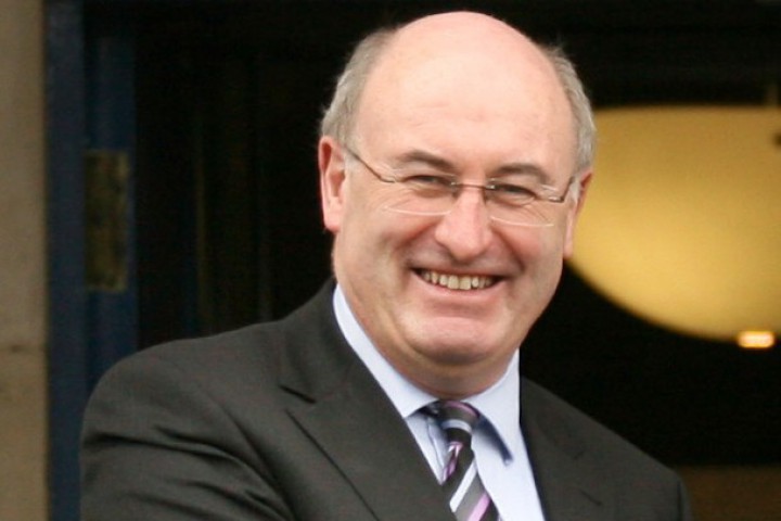Ирландският европейски комисар Фил Хоган заяви че Дълбин ще продължи