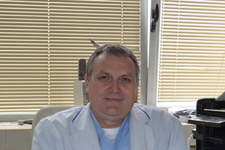 Предложението е заради изключително големите му заслуги в областта на