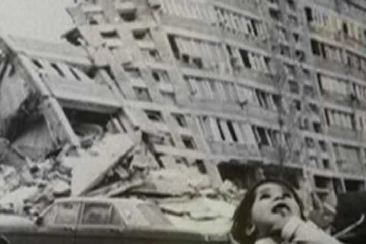 В 11 41 часа на 7 декември 1988 г земетресение с
