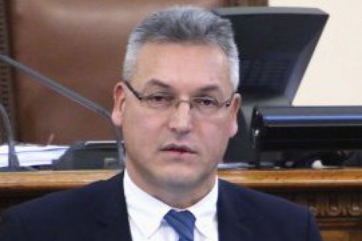 Парламентарната група на ГЕРБ призовава Валери Жаблянов да понесе политическа