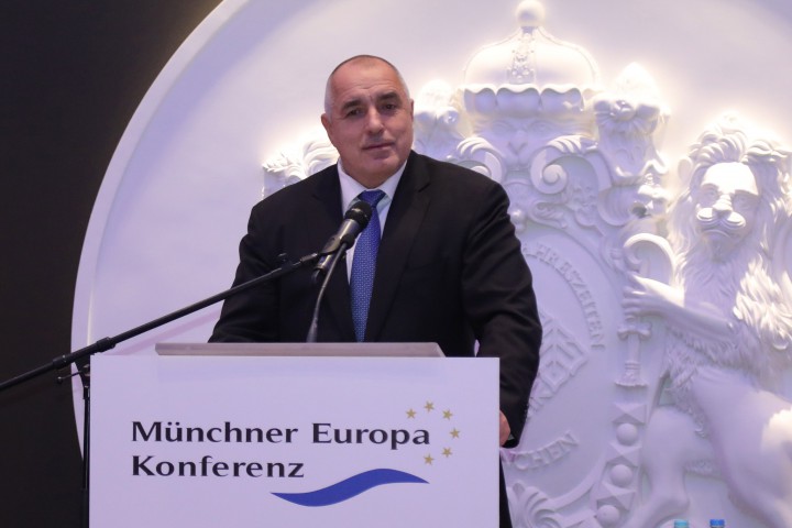 В изявлението си премиерът подчерта че България винаги е залагала