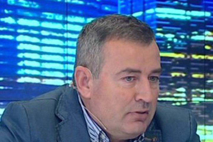 Той не е изненадан от оставката на министър Петкова. "Всеки,