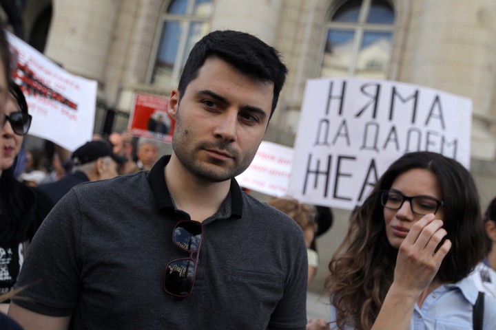 Протестите започнаха в 18 часа В София присъства и самият Желяз