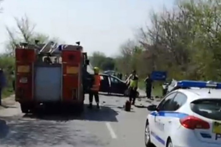 В Спешното отделение на болницата във Велико Търново са откарани